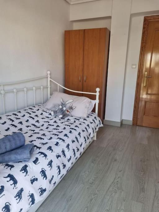 Lovely Three-Bedroom Apartment In Puerto De Sagunt Sagunto 외부 사진